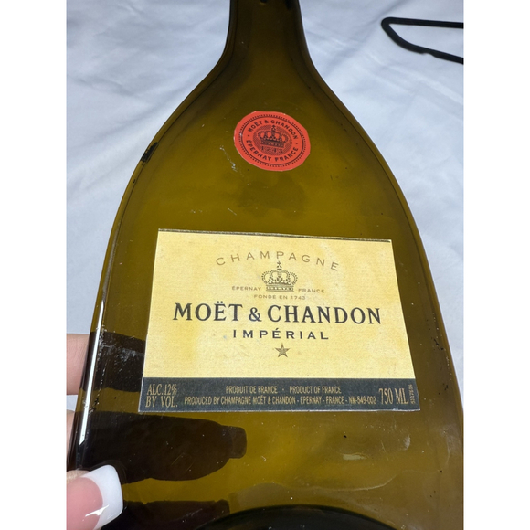 Moet & Chandon Imperial Bottle Wall Hanging Decorative Flat Green/Brown Glass - Picture 3 of 10